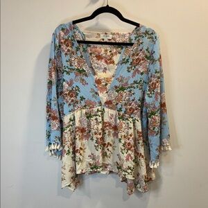 Umgee Floral Tassel Sleeve Blouse Size L